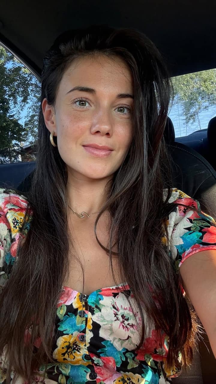 Alexandra Stellini voit la peine d'amour autrement : et si c'était la vie qui t'ouvre?