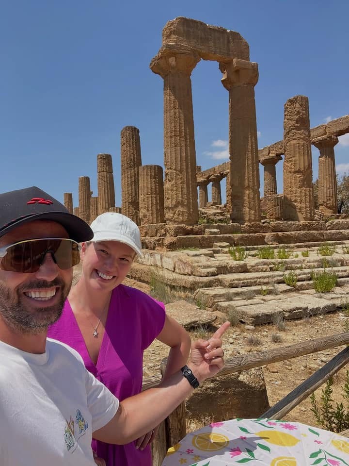 Charles Hamelin avale 5 km de temples grecs à 40 °C sans une plainte