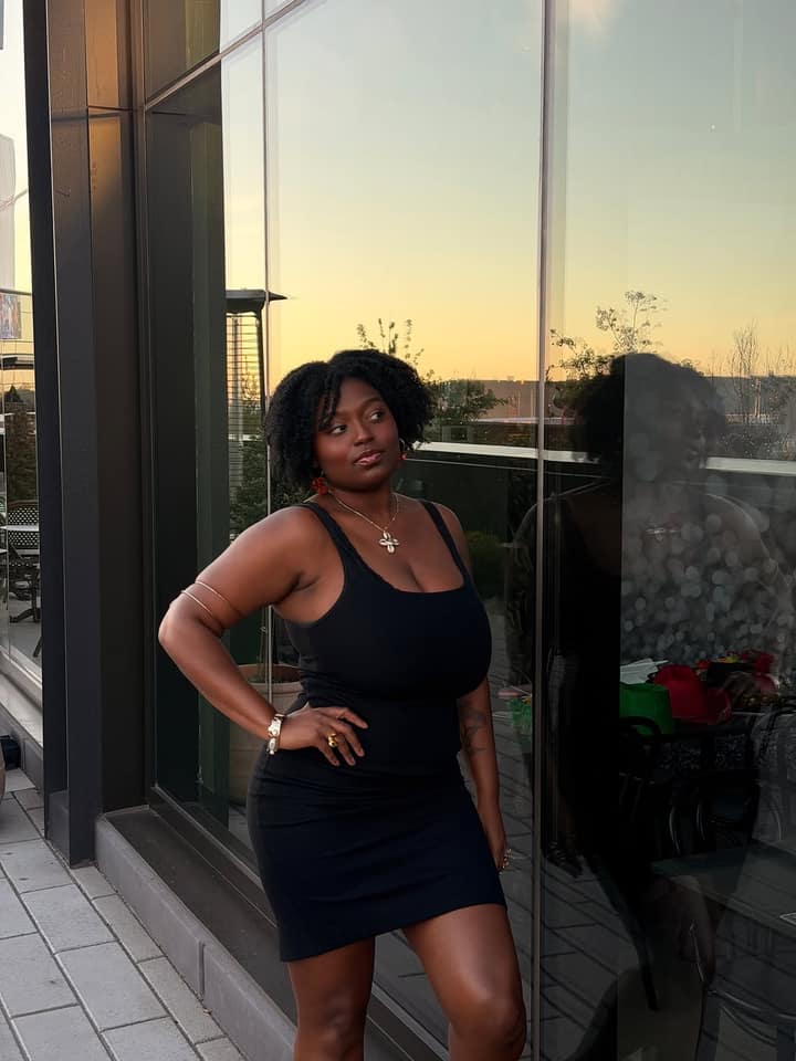 Harrissa Léo lance ses «flavorful nights» et son été a déjà l'air pas mal plus cool que le tien