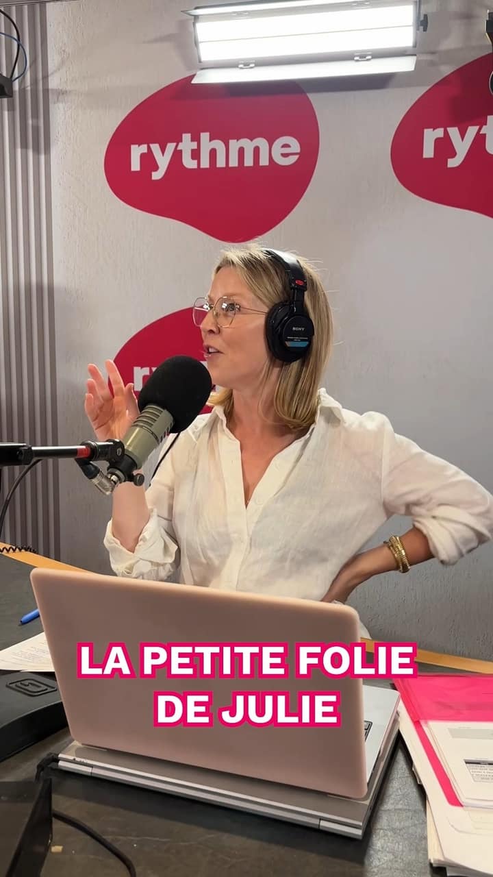 Julie Bélanger veut savoir votre achat en ligne le plus weird et ouvre grand ses commentaires