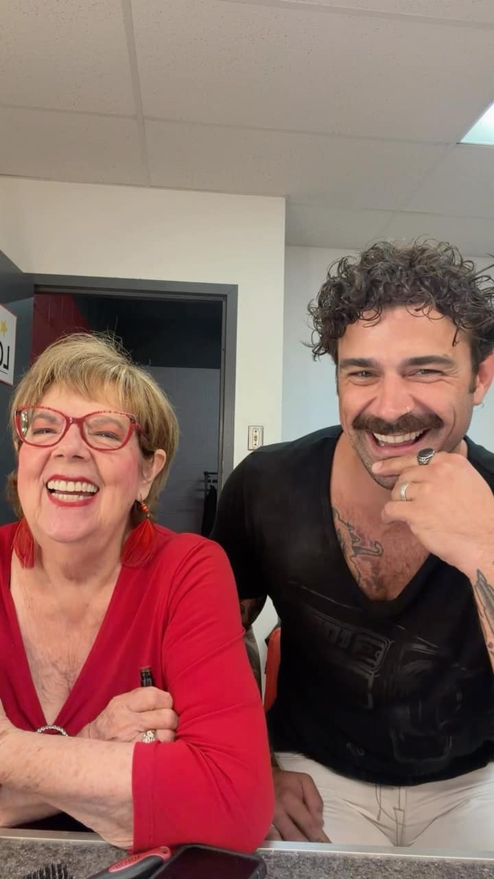 Kevin Lapierre troque le sport pour le théâtre et se filme en plein exercice de diction