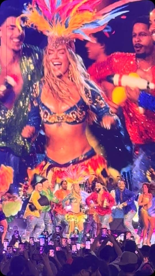 Le zoo, l'aquarium, puis Karol G : Mariana Mazza a bouclé son été comme une reine