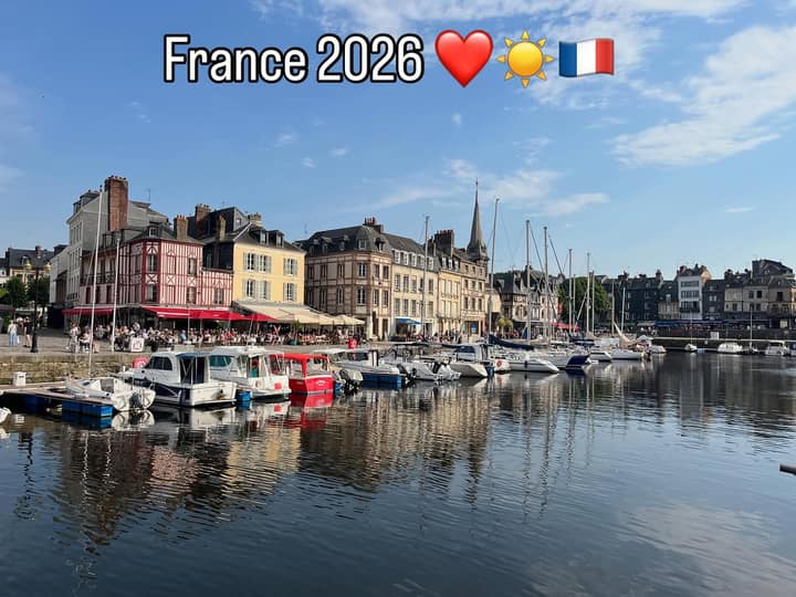 Marie-Noëlle Aubé quitte le mode amoureux : la famille l'attend à Bordeaux