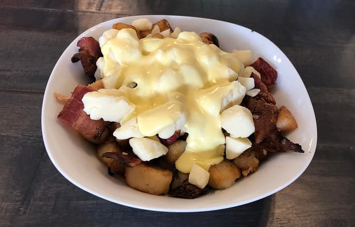 4 rendez-vous poutine mythiques du Québec à vivre au moins une fois