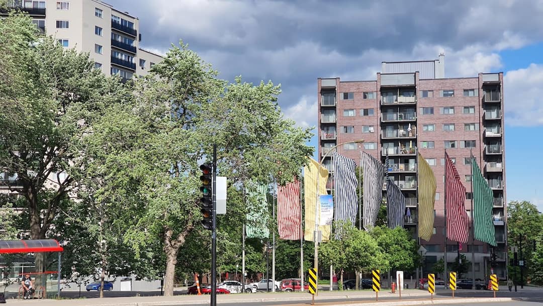Ta bucket list québécoise avant que la première neige te ramène à l'ordre