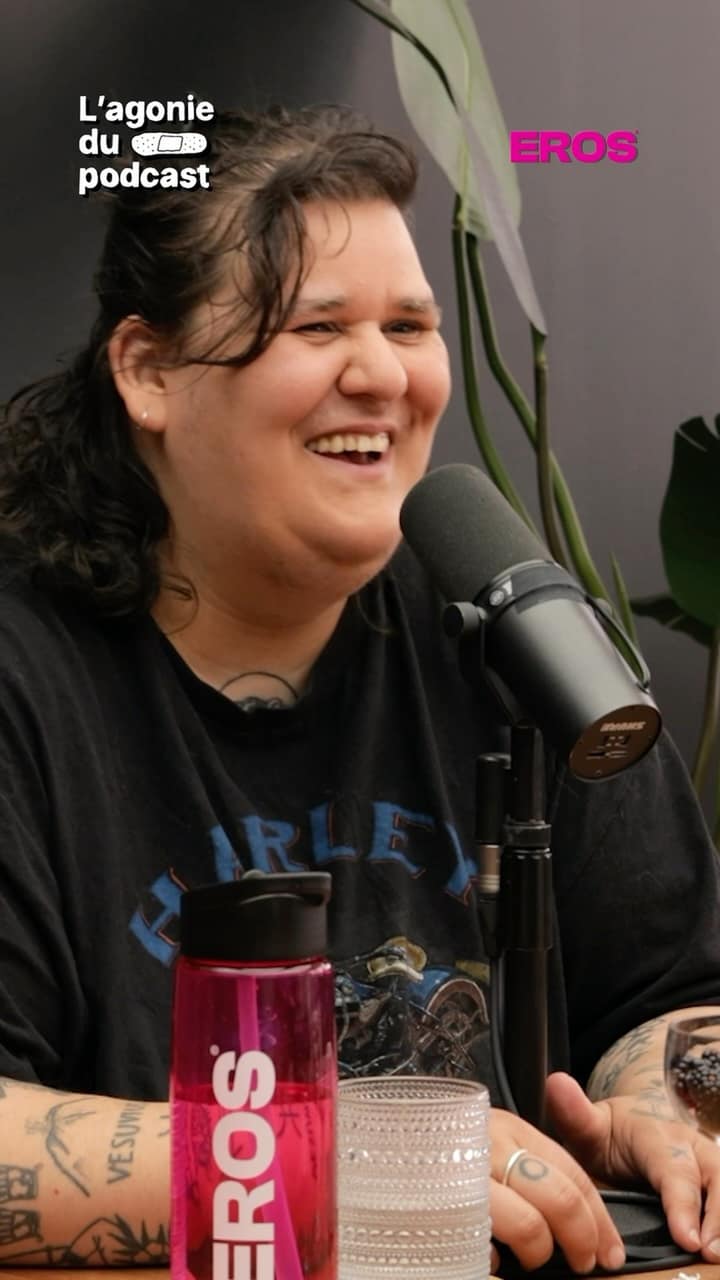 Safia Nolin s'invite dans un podcast de hockey avec une question qui brasse le vestiaire