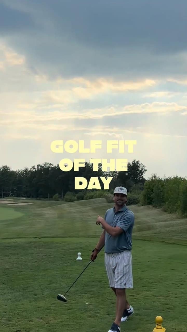 La balle perdue de Sansdrick Lavoie vire en running gag et son fit golf vole le show